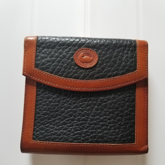 (SOLD!)Dooney & Bourke Vintage, AWL, Matching Crossbody Purse & Wallet Bundle - Picture 11 of 16